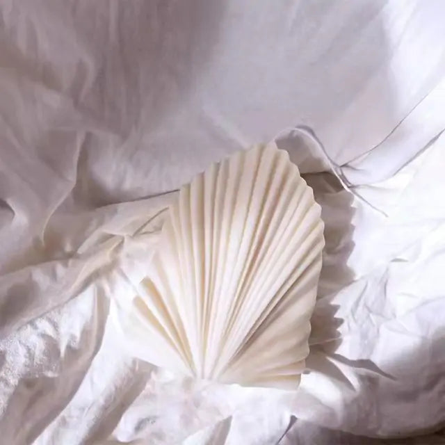 Luxury Cattail Leaf Scented Candles
