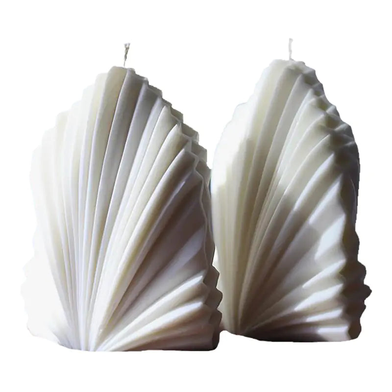 Luxury Cattail Leaf Scented Candles